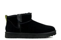 UGG Ultra Mini Zip - Black